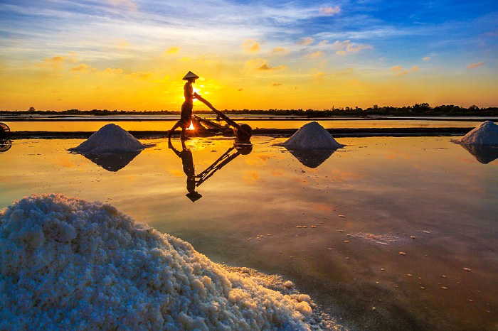 Cánh đồng muối, Ninh Thuận - top 7 địa điểm ngắm cảnh hoàng hôn đẹp nhất Việt Nam